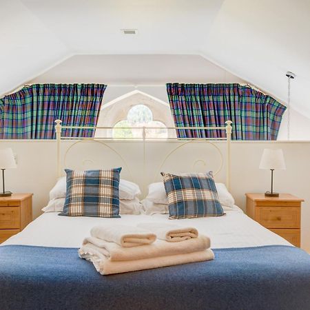 The Caledonian 3 Bedroom Self Catering Apartment In Historic Abbey Fort Augustus Exterior foto